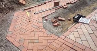 Укладка тротуарной плитки в Ишимбае в октябре